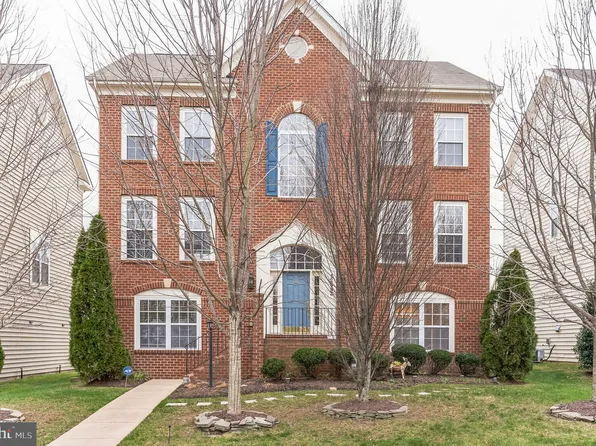 12582 Stone Lined Cir, Woodbridge, VA 22192