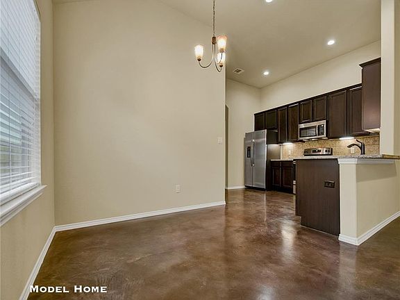 LIKE PICTURE - of dinning room and kitchen
