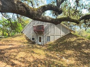 929 Red Bluff Rd, Pipe Creek, TX 78063
