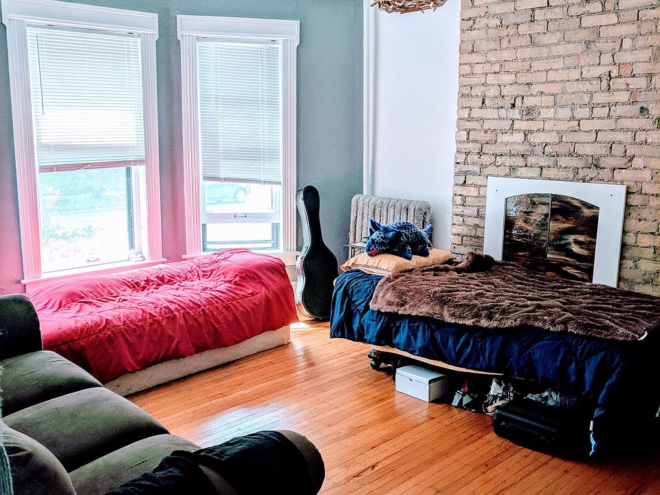 1st image of 515 5th Ave SE APT 2