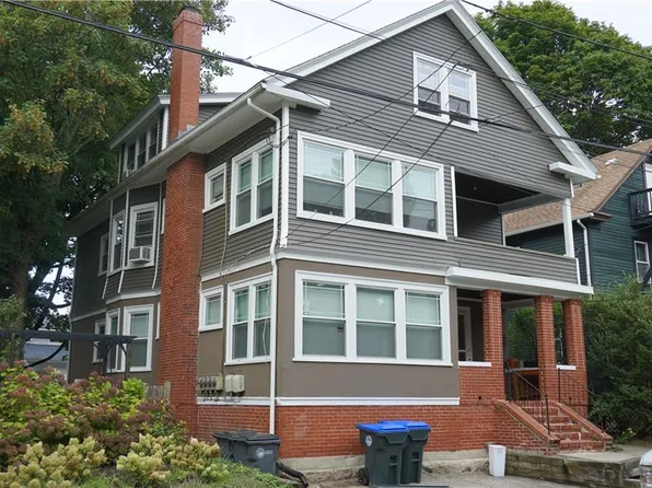 8-10 Glendale Ave, Providence, RI 02906