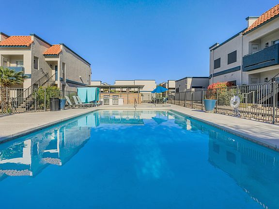 3rd image of 2050 N Pantano Rd #11203