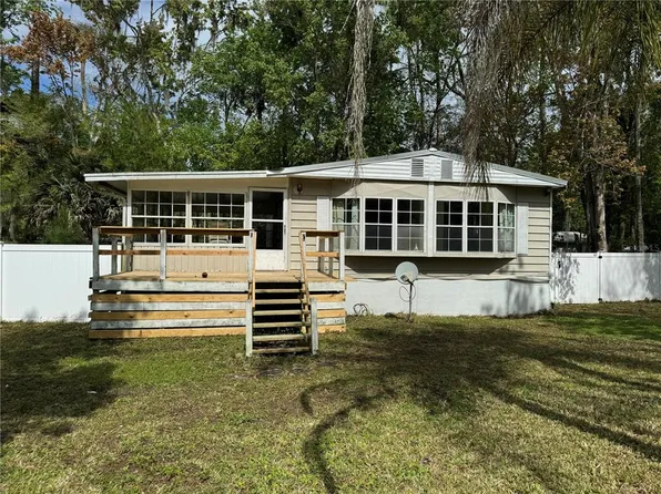 24133 Fox Rd, Astor, FL 32102