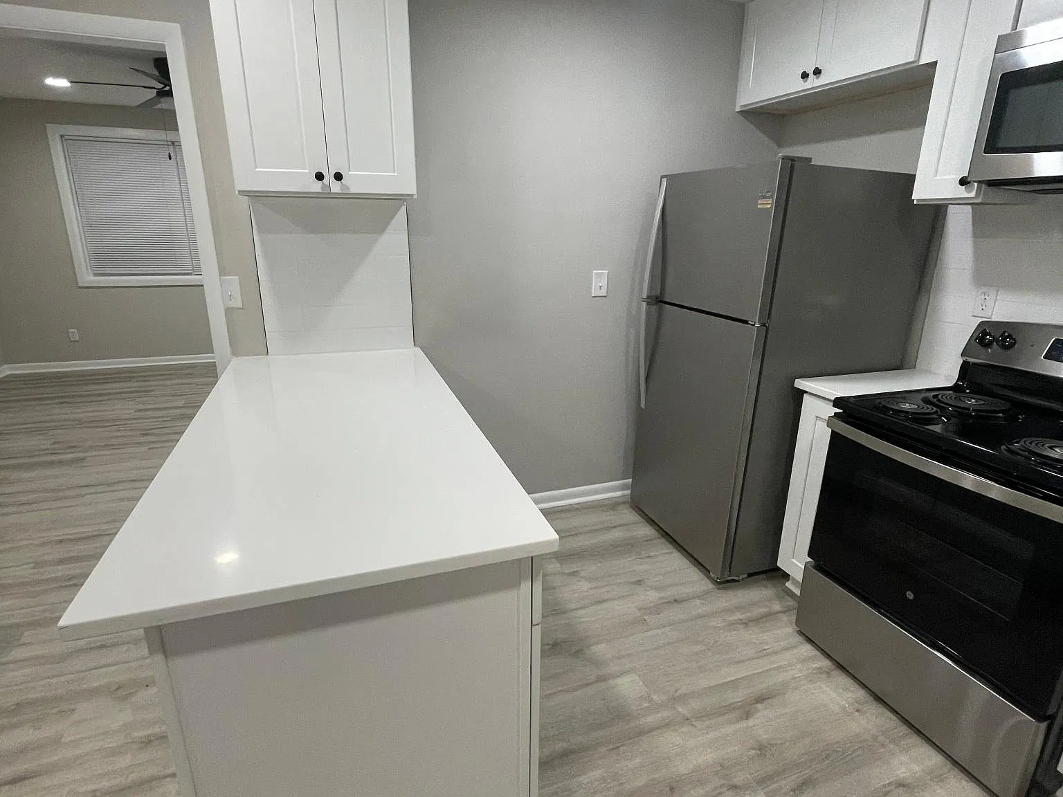 3236 Kevin Dr — Photo 4