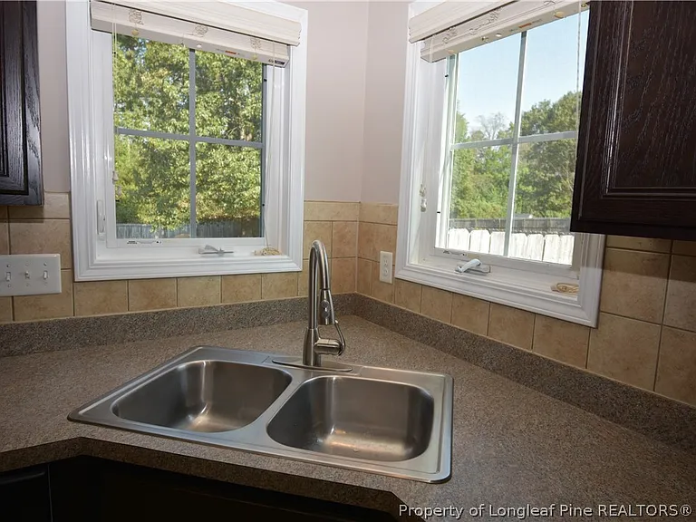 148 S Prince Henry Way — Photo 9
