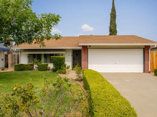7921 Scottsdale Dr, Sacramento, CA 95828