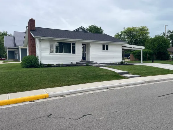 308 N Sycamore St, Botkins, OH 45306