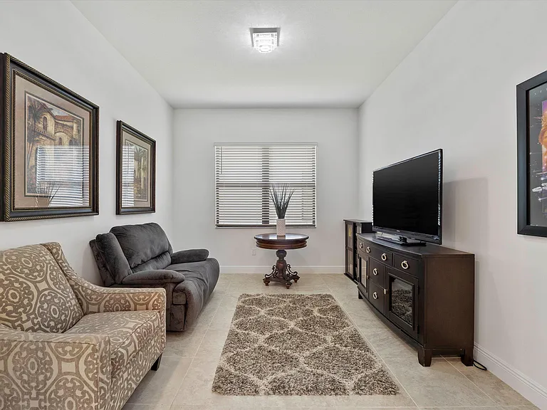 5409 Santa Rosa Ln — Photo 15