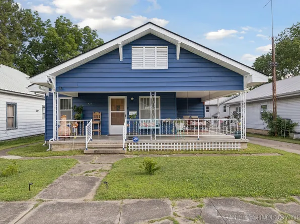 805 W Gentry St, Henryetta, OK 74437