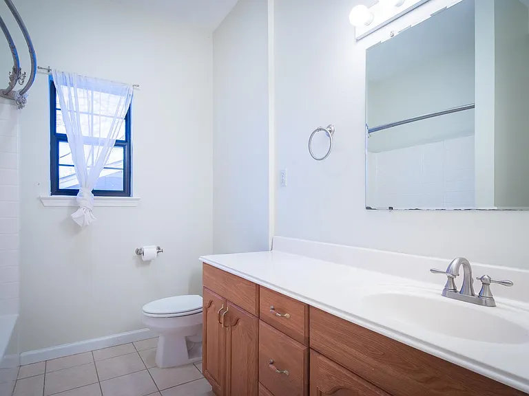 Upstairs bathroom