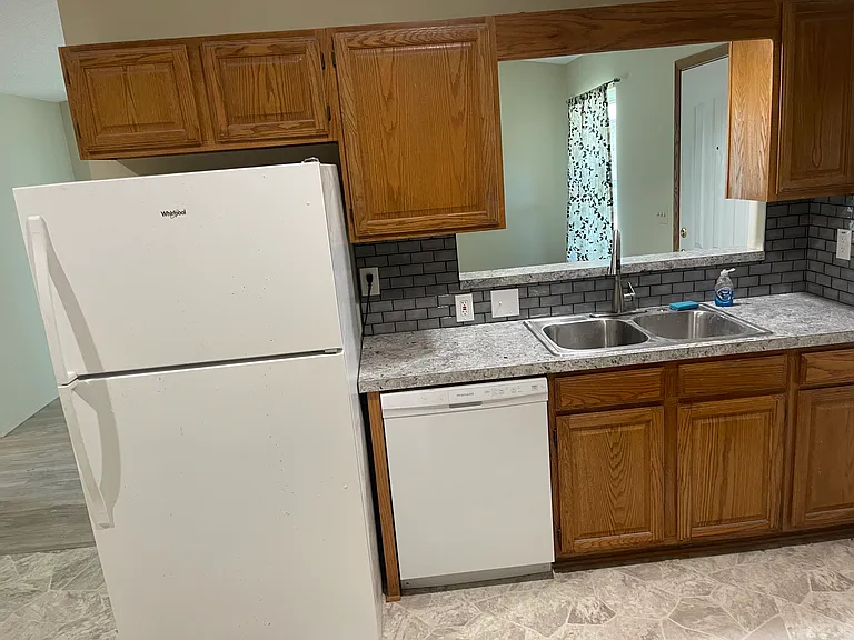 1313 N Smith St #1 — Photo 11