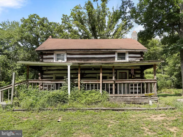 1267 Houser Rd, Fayetteville, PA 17222