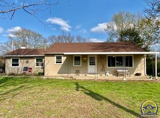 342 SE Baldwin Rd, Topeka, KS 66607