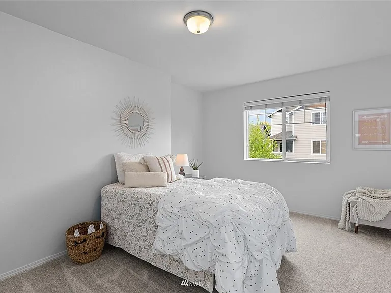 Bed room