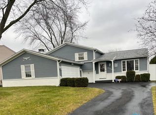 2127 Longport Dr, Maumee, OH 43537