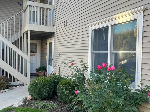 308 E Medusa St APT 2A, Syracuse, IN 46567