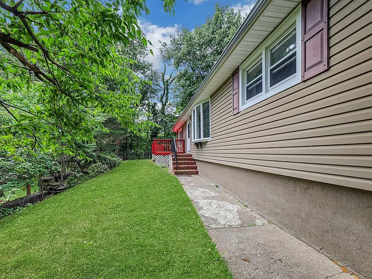 36 Benton Rd — Photo 20