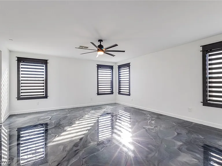 2605 Tolmezzo St — Photo 22