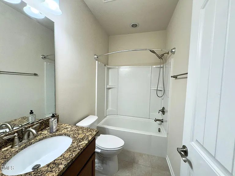 403 Daylin Dr — Photo 46
