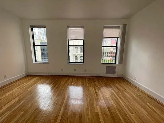 Rented by Douglas Elliman | media 18