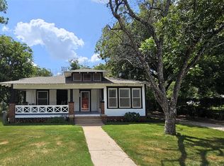 500 N 3rd St, Bangs, TX 76823