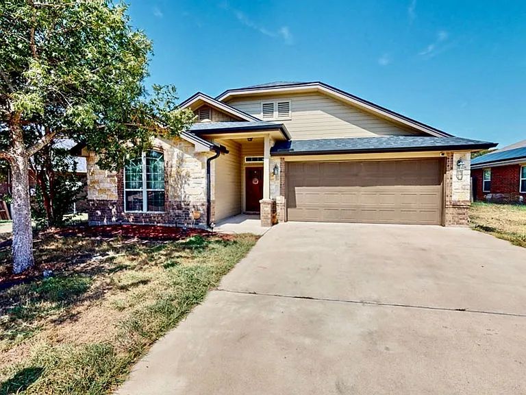 2607 Montague County Dr — Photo 27