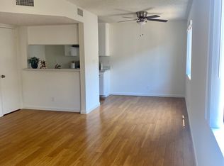 320 W Maple St APT 18, Glendale, CA 91204