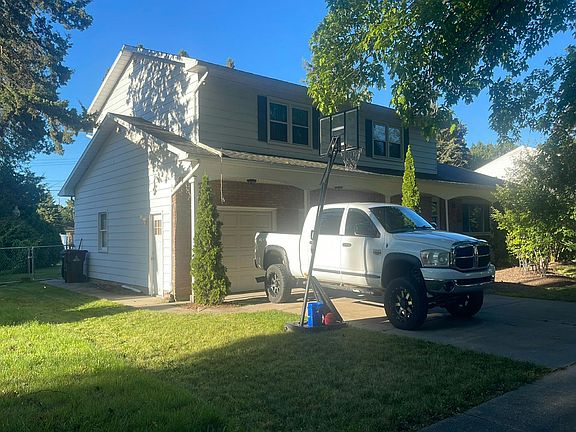 3rd image of 3425 Cambrey Dr