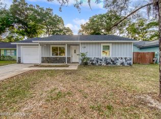 2186 Cypress Landing Dr, Jacksonville, FL 32233