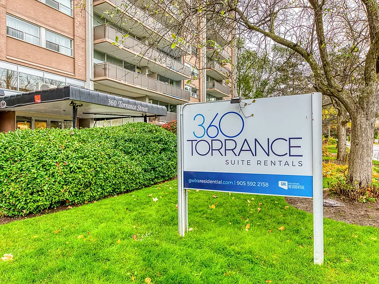 360 Torrance St — Photo 18