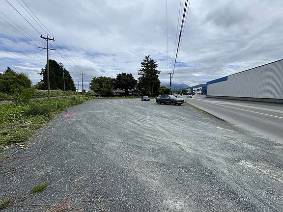 2nd image of 44435 S Sumas Rd