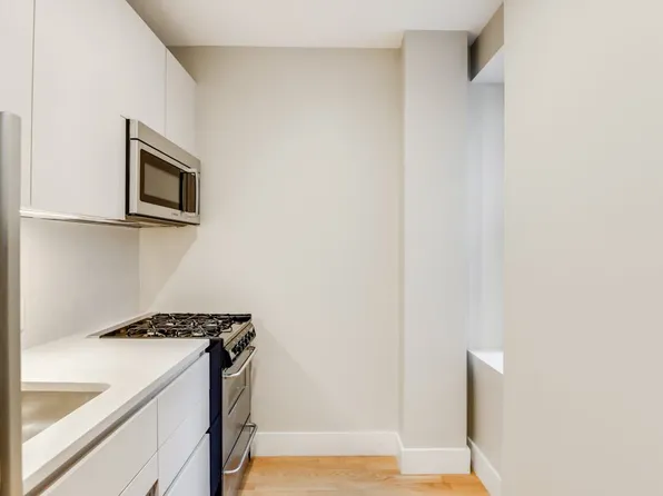 805 Saint Marks Avenue image 1 of 14