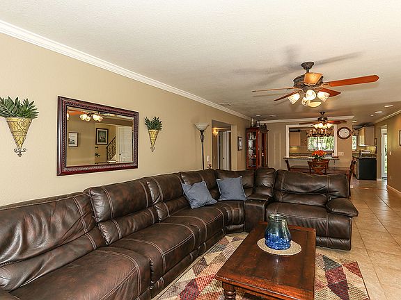 5th image of 11772 Lavender Ct