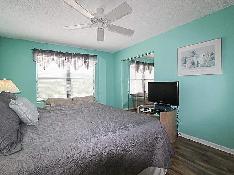 886 Windermere Way — Photo 25