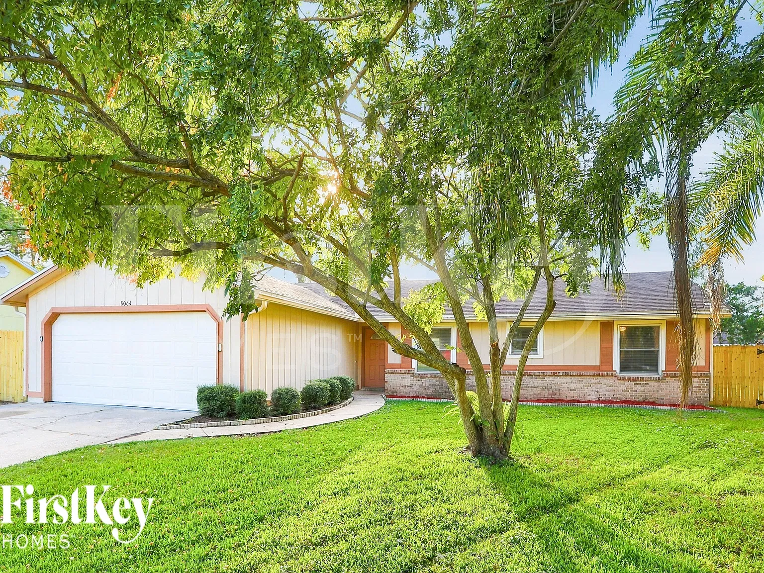 3 bed, 2.0 bath, 1333 sqft, $1,795 — Photo 2