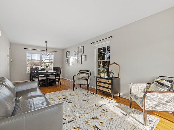 5th image of 3419 Fairmont Ave