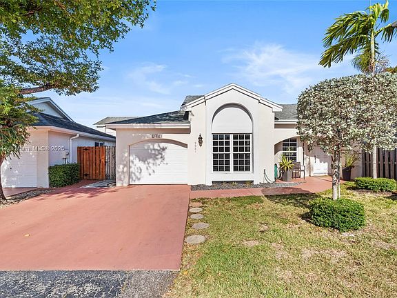 3rd image of 9981 NW 51st Ln