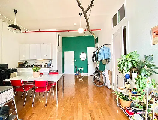 Rented by Carnegie Management Inc | media 6