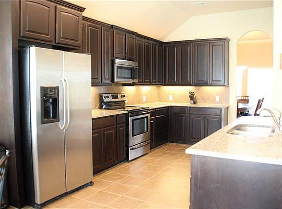 2nd image of 212 Oxford Ranch Ct