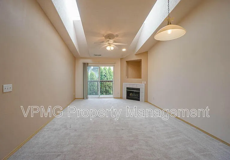 4000 NE 109th Ave #150M — Photo 5