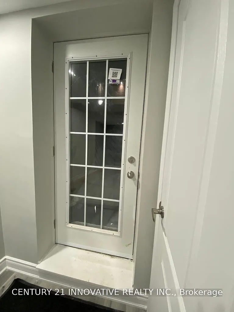 2 bed, $1,900 — Photo 1