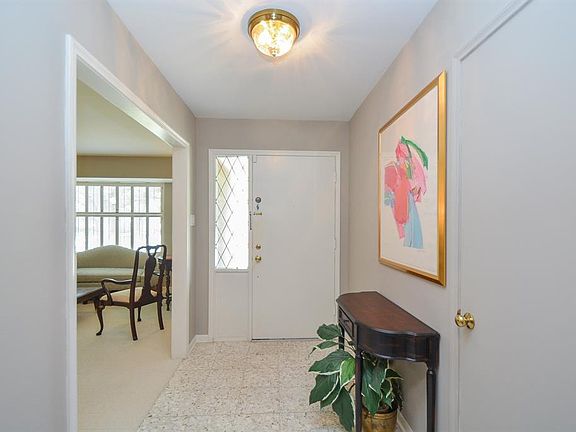 2nd image of 7715 Clarewood Dr