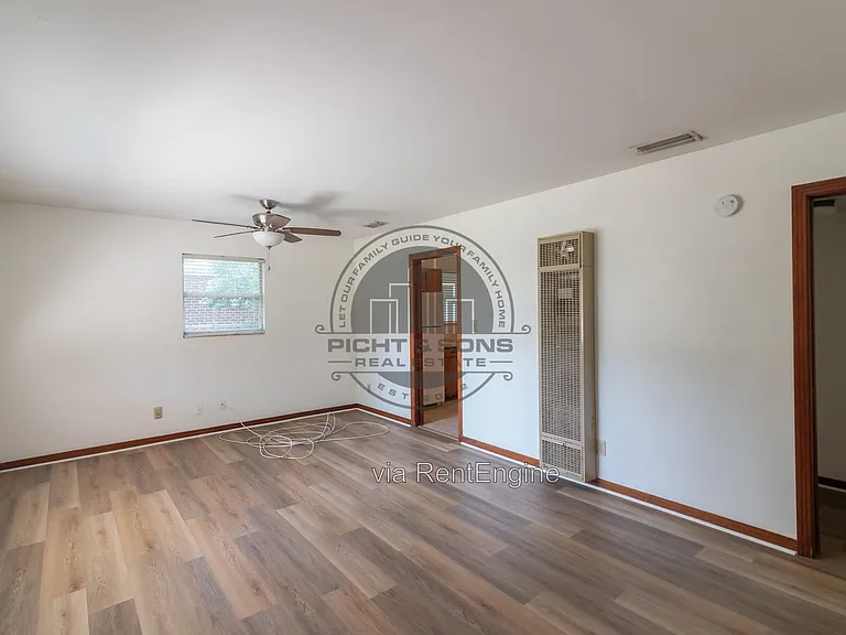1818 Dawsey St — Photo 5