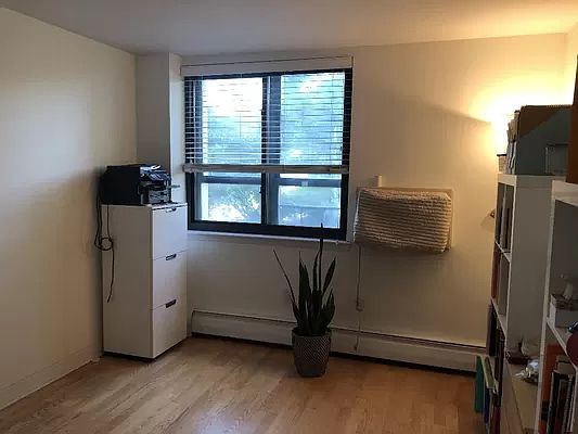 5th image of 301 W 110th St #301