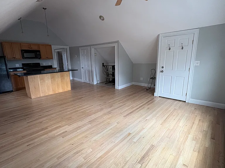 26 Mason St #3 — Photo 9