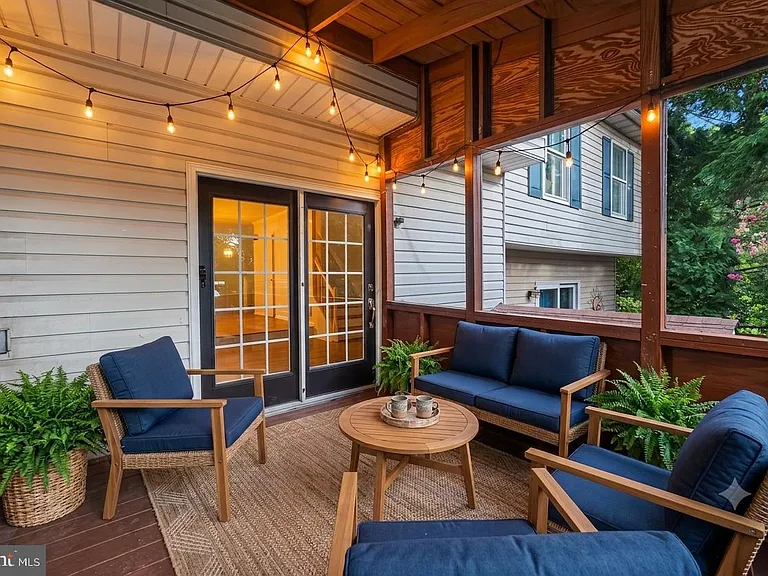 55 Oak Crest Ct — Photo 18