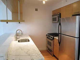 Rented by RELO REDAC INC.