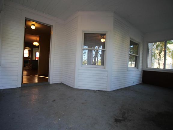 2nd image of 365 Gunnison Ave SW