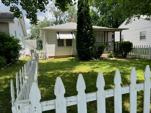 912 E Henderson Ave, Decatur, IL 62521