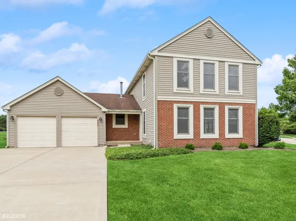 4340 Forest Glen Dr, Hoffman Estates, IL 60192